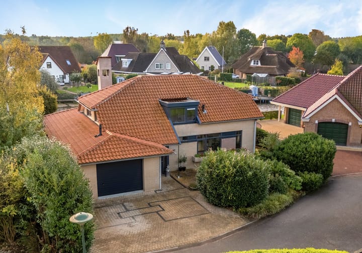 Robijndreef 37 in Emmen