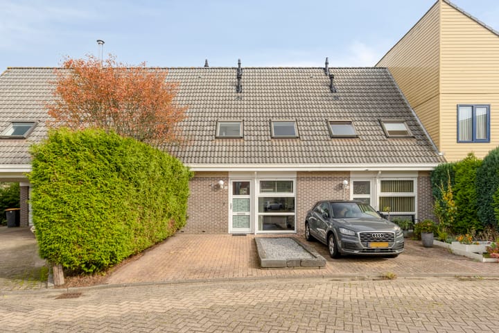 Robijnstoep 16 in Assen