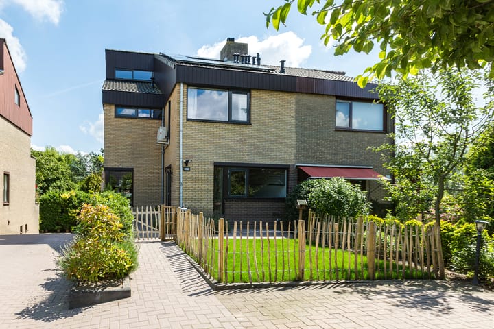 Photo of property Rodenrijseweg 121, Berkel en Rodenrijs