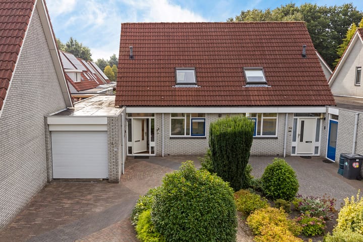Roegoorn 38 in Assen foto
