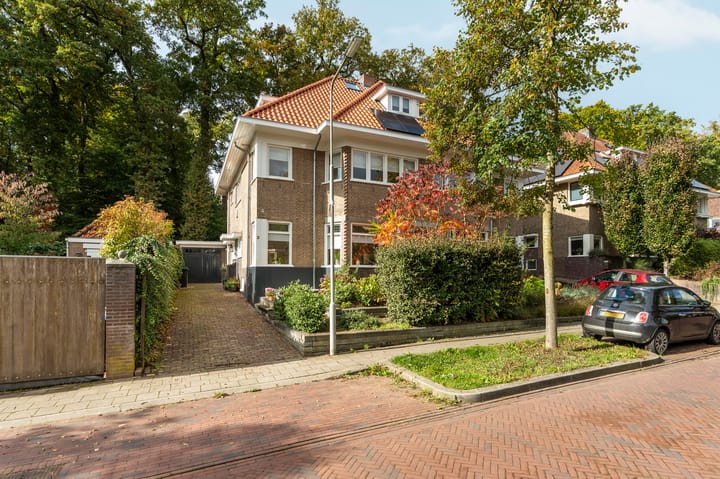 Roemer Visscherstraat 3 in Arnhem photo
