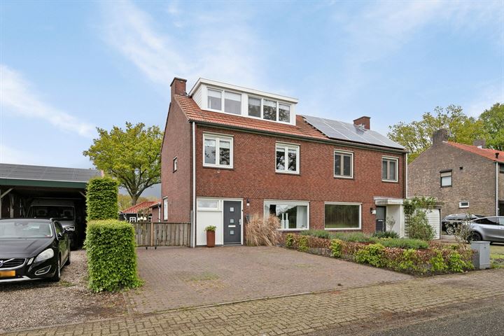 Roepaanstraat 22 in Ottersum