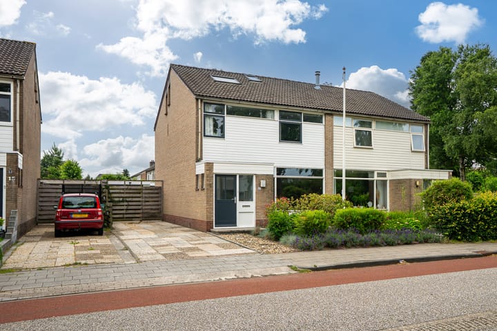 Photo of property Roerdomplaan 15, Heerenveen