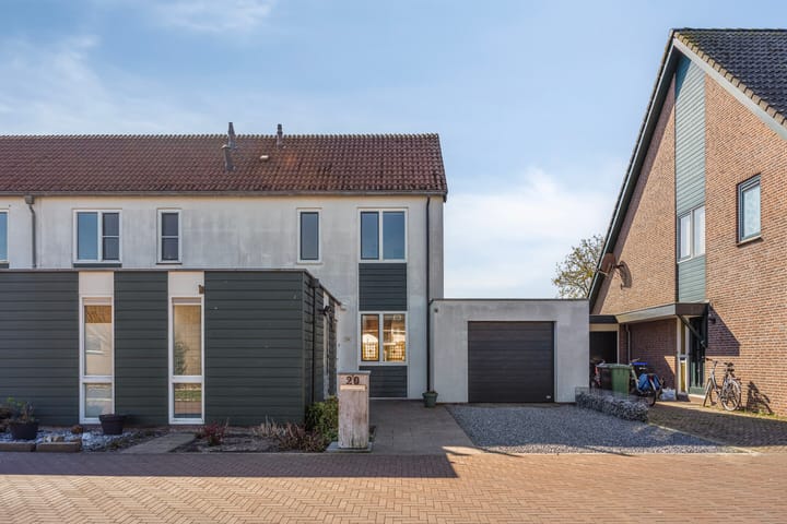 Roerdompstraat 20 in Kamerik
