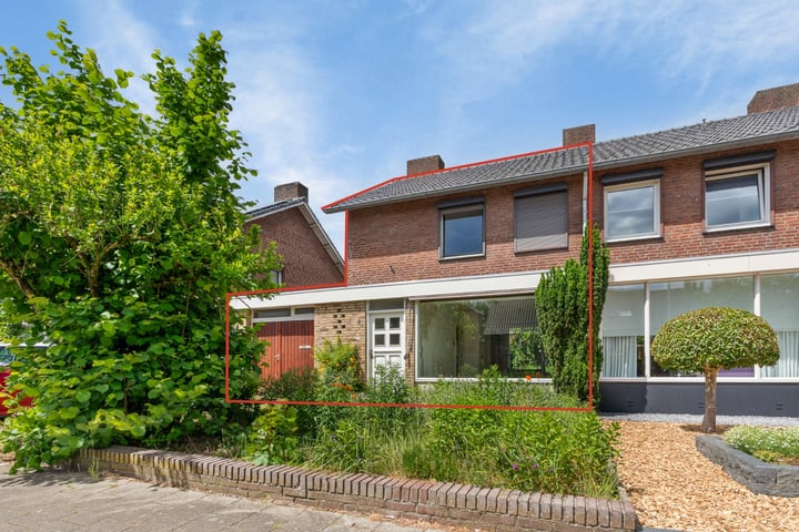 Roermondseweg 46A in Tegelen foto