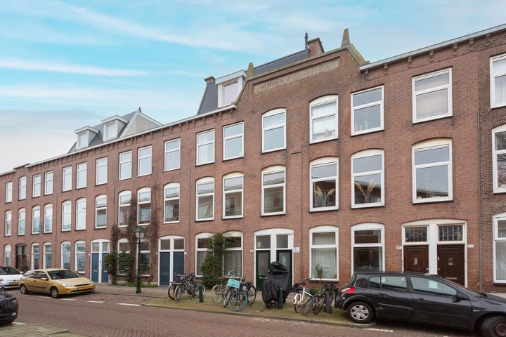 Roerstraat 21 in 's-Gravenhage