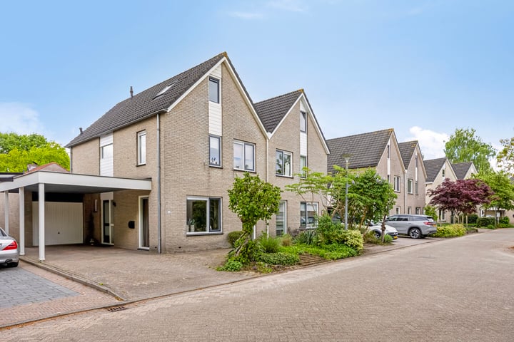 Roggehullen 22 in Assen