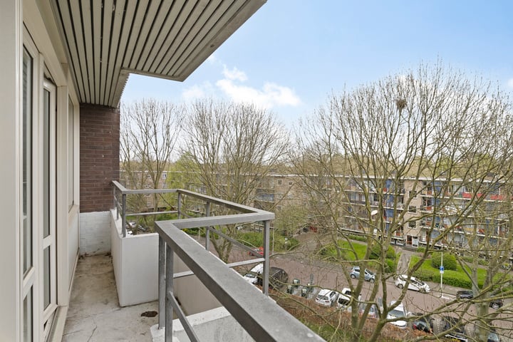 Roggekamp 329 in 's-Gravenhage