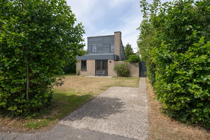 Photo of property Roggeslootweg 271, De Cocksdorp