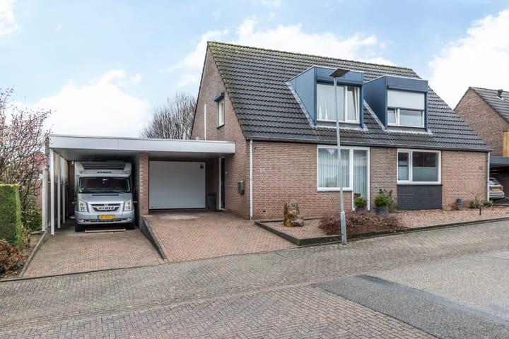 Photo of property Roggeveld 51, Hulsberg