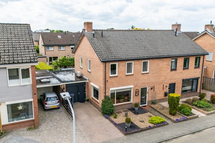 Rogier van der Weydenstr 7 in Zelhem Foto