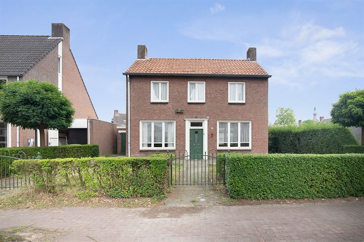 Rogier van Leefdaelstraat 24 in Hilvarenbeek