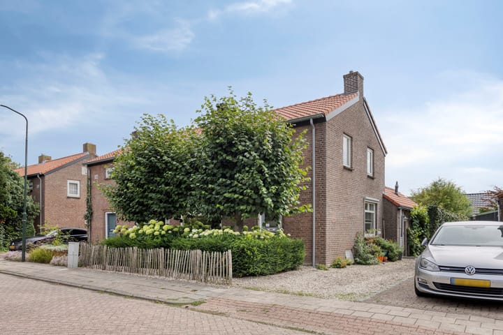 Romboutstraat 7 in Andel