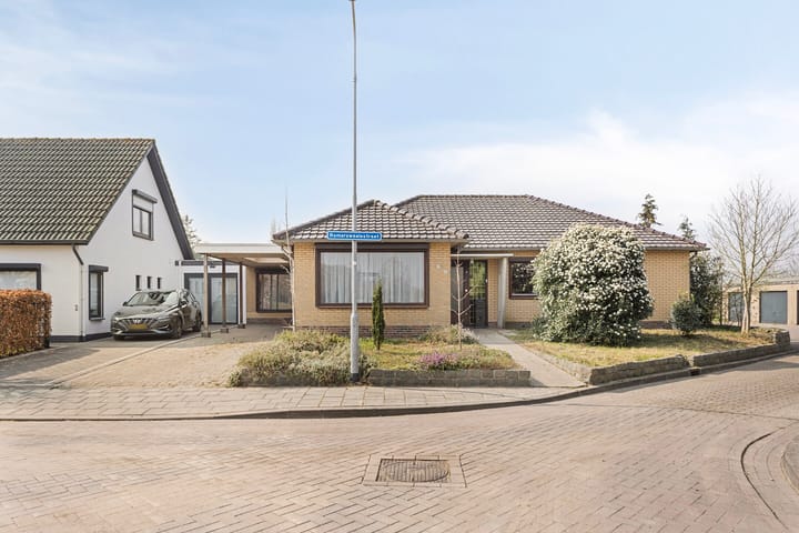 Romerswaalestraat 13 in Zuiddorpe