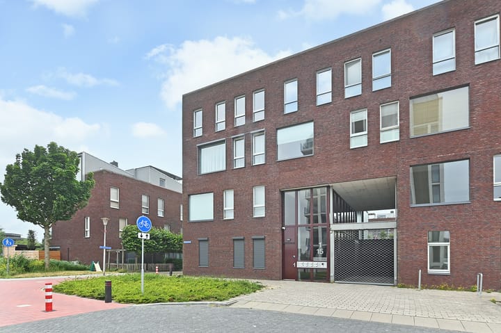Röntgenstraat 1 in Berkel en Rodenrijs foto