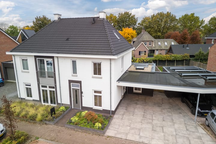 Roodbont 54 in Hapert