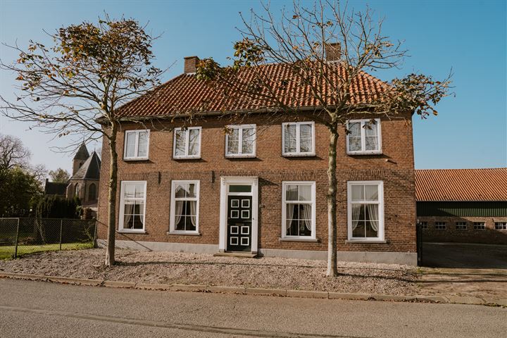 Rooijsestraat 89 in Dreumel