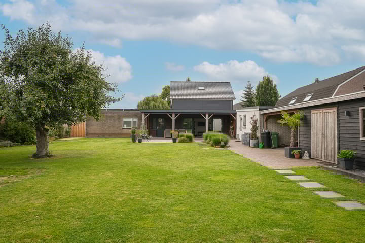 Rooijsestraat 99 in Dreumel