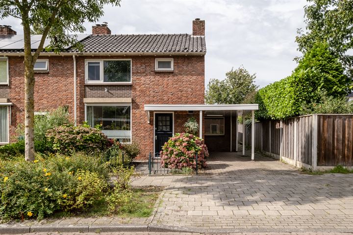 Roombeekstraat 25 in Enschede