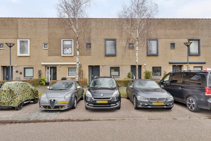 Roosduinen 45 in Hoofddorp