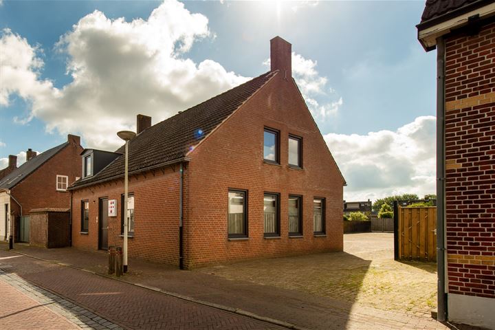 Photo of property Roosendaalsestraat 28, Wouw