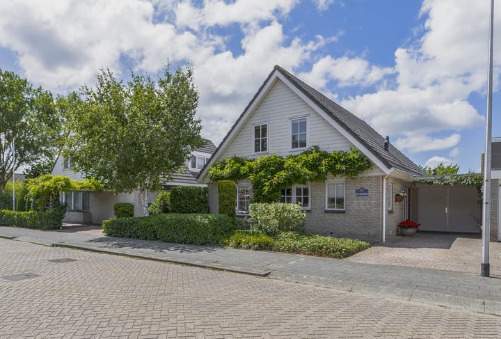 Photo of property Rooversbroekdijk 60, Lisse