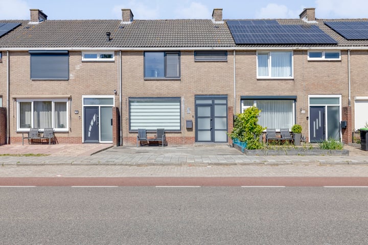 Photo of property Roozenburglaan 147, Middelburg