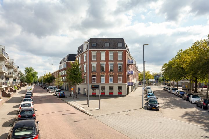 Rose-Spoorstraat 12 in Rotterdam