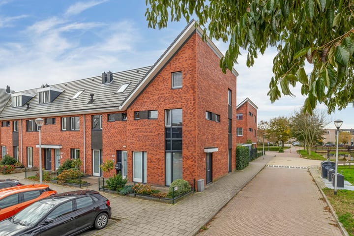 Rossinipad 34 in Voorhout