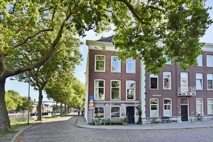Rotterdamseweg 1 in Delft foto