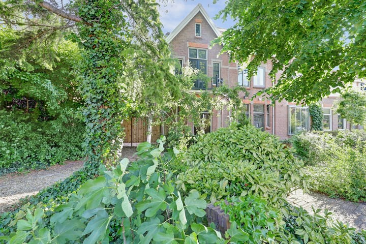 Photo of property Rotterdamseweg 157, Zwijndrecht