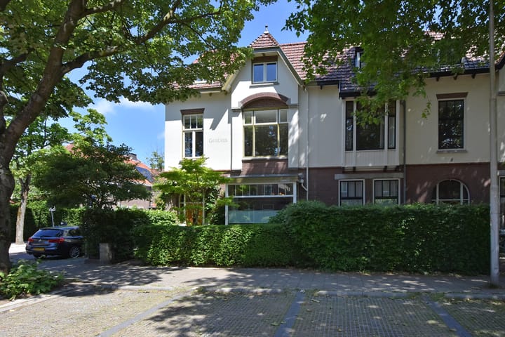 Rotterdamseweg 99 in Delft photo