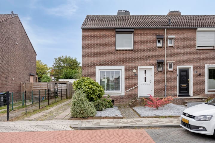 Rotterdamstraat 16 in Heerlen foto
