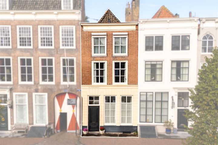 Rouaansekaai 25 in Middelburg