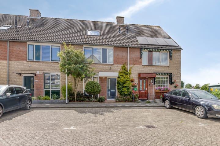 Rousselpad 4 in Spijkenisse photo
