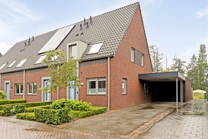 Photo of property Rozemarijn 26, Oost West en Middelbeers