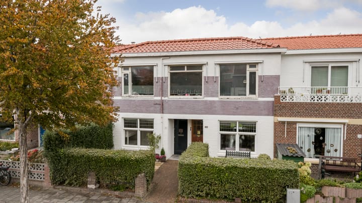Rozenboomlaan 42 in Voorburg