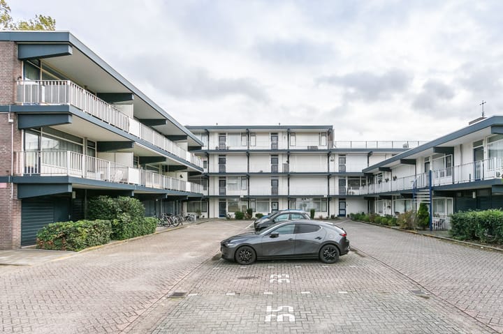Rozenhof 43 in Brunssum