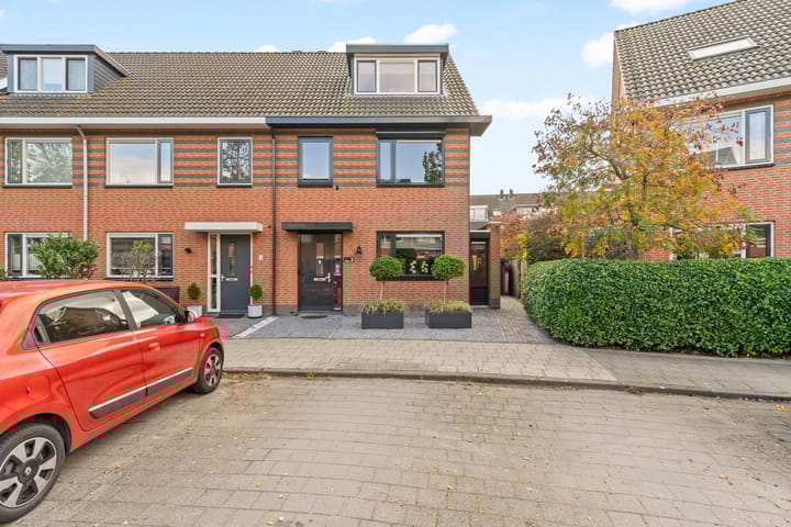 Rozenhout 8 in Barendrecht