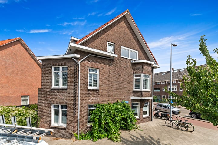 Foto van woning Rozenlaan 16B, Rotterdam