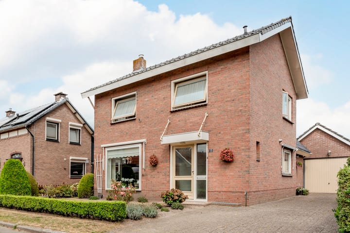 Photo of property Rozenstraat 13, Heerde