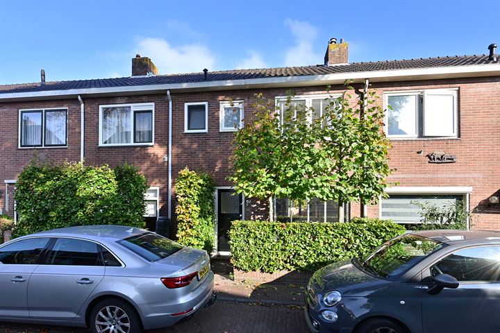 Rozenstraat 24 in Huizen