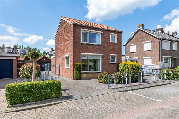 Rozenstraat 38 in Tiel