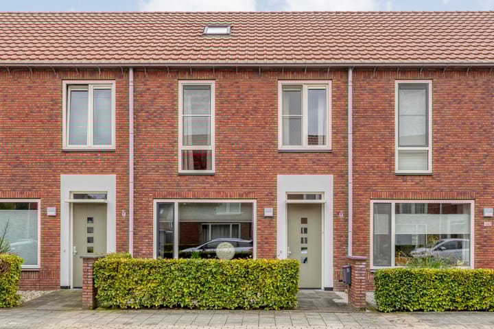 Rozenstraat 5 in Raalte