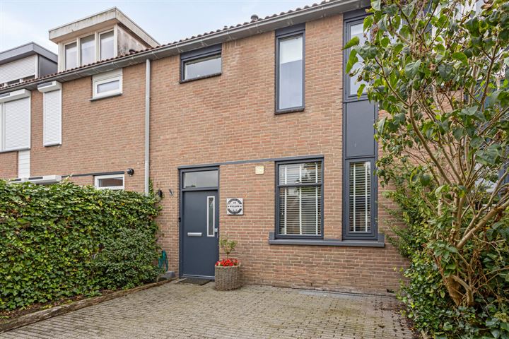 Rubenshof 48 in Oosterhout