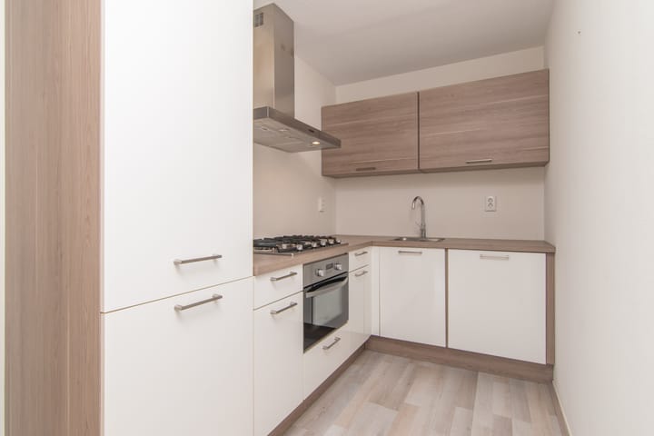 Ruimtebaan 145 in Zoetermeer foto