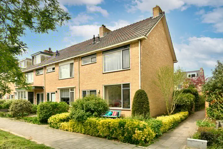 Ruimtevaartlaan 42 in Krommenie