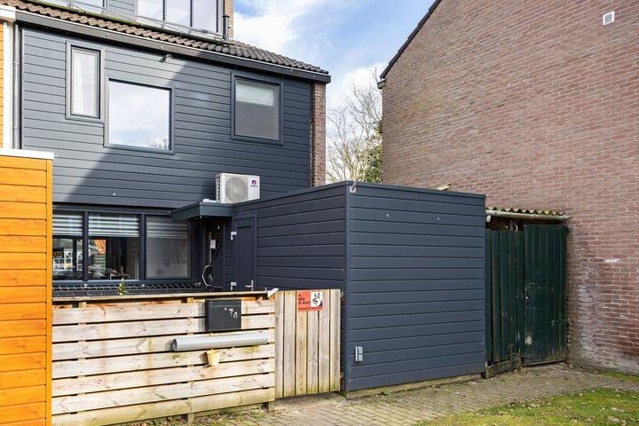 Photo of property Ruinerbrink 74, Emmen