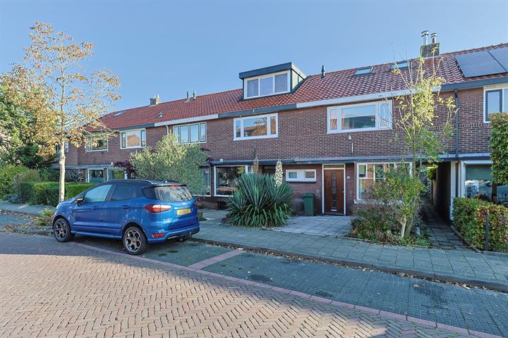 Ruisdaelstraat 40 in Alphen aan den Rijn