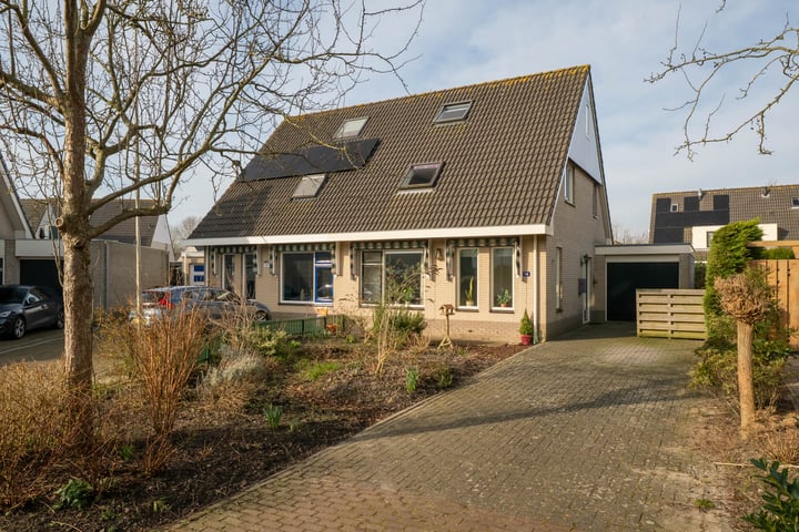 Photo of property Ruiter 14, Wieringerwerf